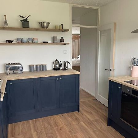 Stylish Apartment With Stunning Views Chislet Екстериор снимка